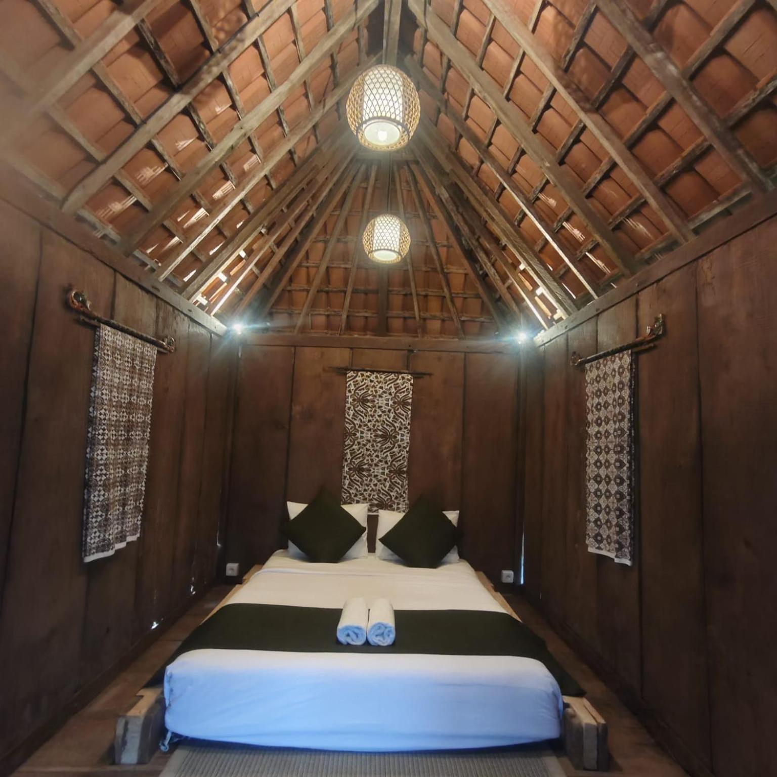 Pondok Kawinaya Singaraja Quarto foto